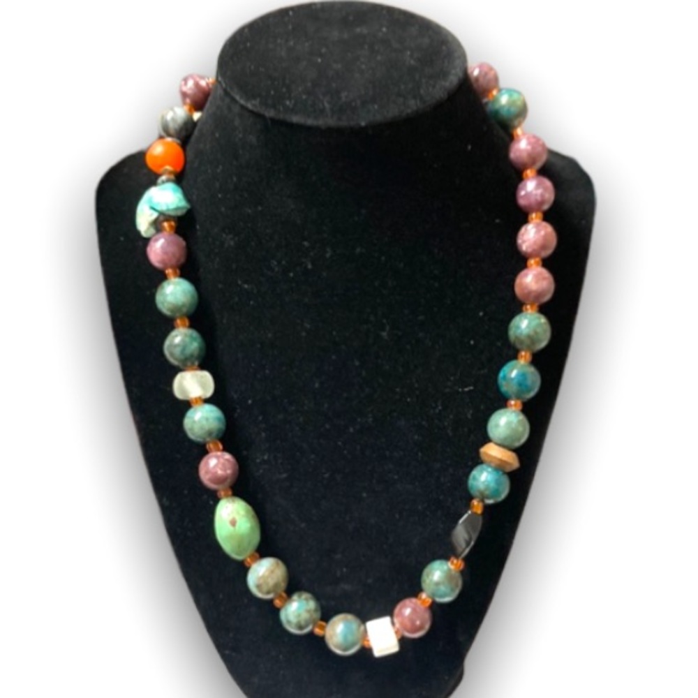 Native Made Gemstones & beaded necklace